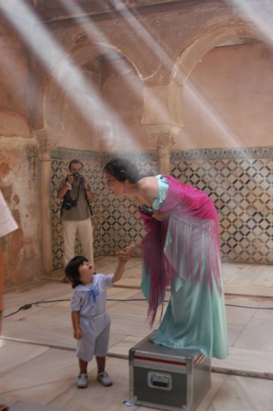 Rodaje en los Baños de la Alhambra