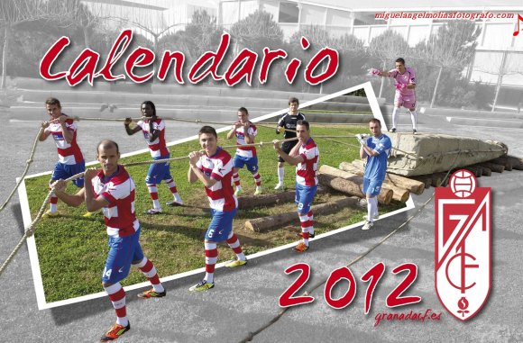 GR01.GRANADA,21/12/11.-
Este jueves se presenta a la afición Granadina el Calendario Oficial del Granada cf 2012 realizado en el parque de las ciencias de Granada.
En la imagen jugadores del granada cf tiran del portero del granada roberto que esta sobre un menhir en el parque de las ciencias de granada.