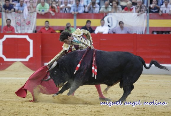 Jose Tomás torea en la feria del corpus