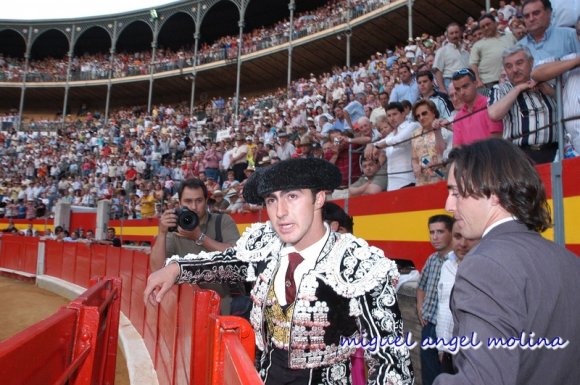 corrida de toros de fandi en granada .